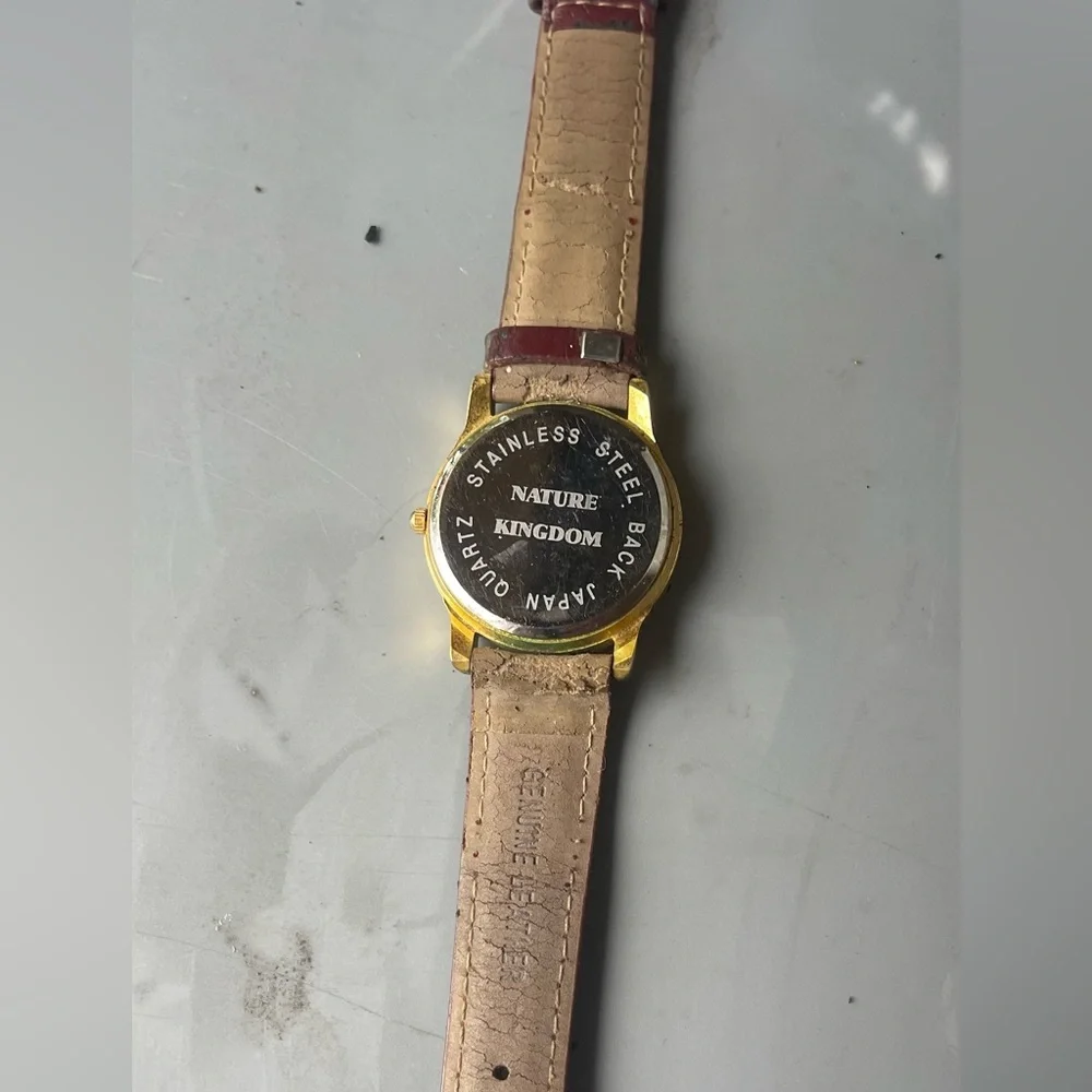 Watch Collectors -5 Different style watch’s (see photos ) $7.00 for all